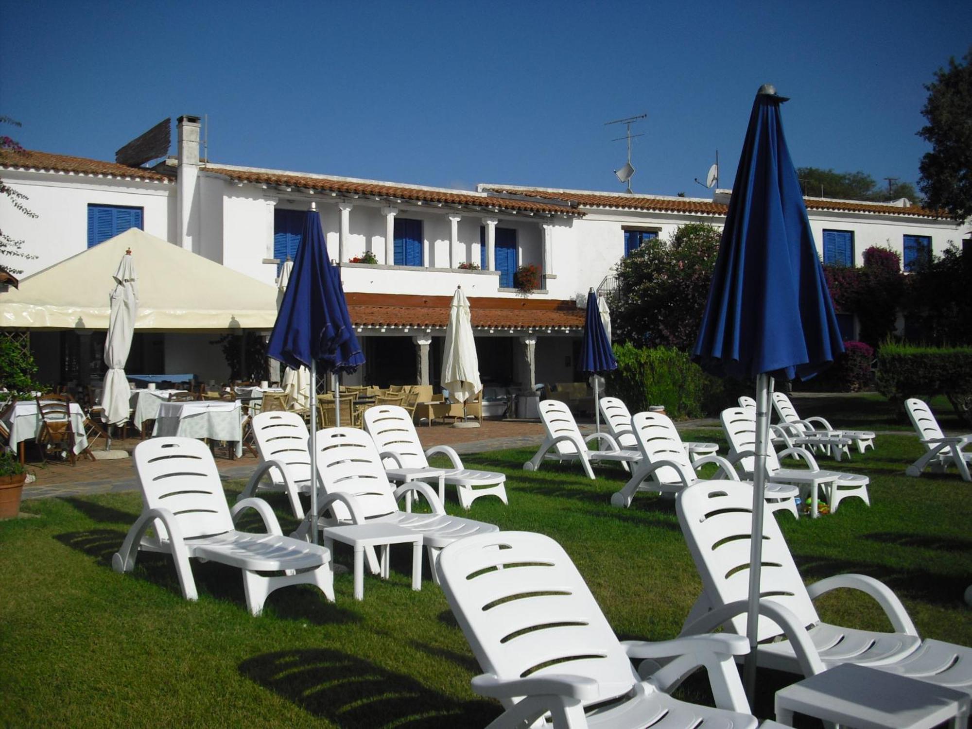 IHR Hotel San Paolo Loiri Porto San Paolo Exterior foto